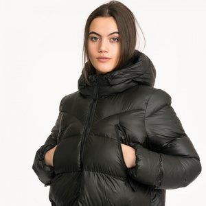 Hunter Jackets \u0026 Coats | Hunter! Puffer Jacket Black with Packable Hood Size Med | Color: Black | Size: M | Cozy_And_Chic's Closet
